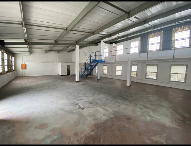 272M² WAREHOUSE TO LET IN SPRINGFIELD